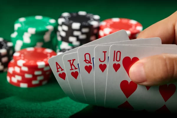 Định nghĩa Poker là gì ?